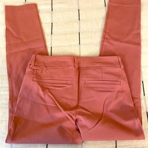 Old Navy Pixie Ankle Pants NWOT